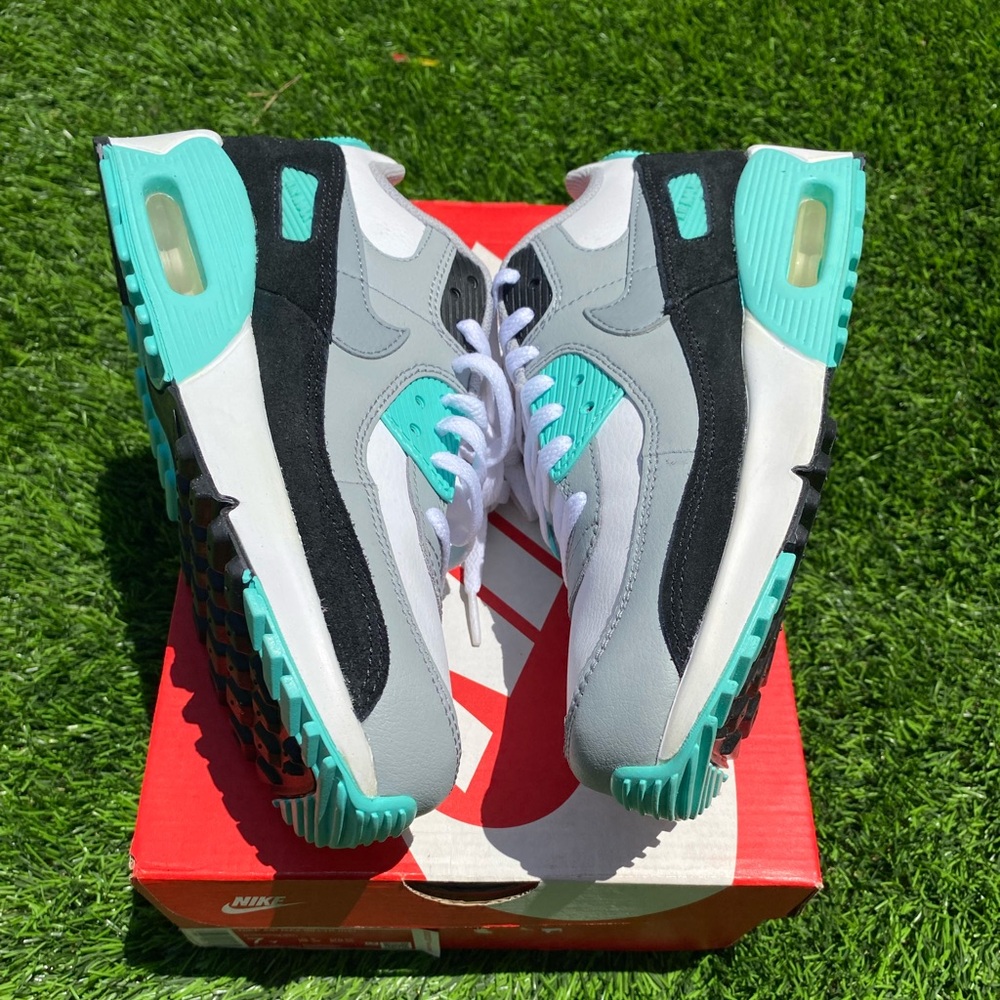 Nike Air Max 90 LTR turquoise (GS) size 7